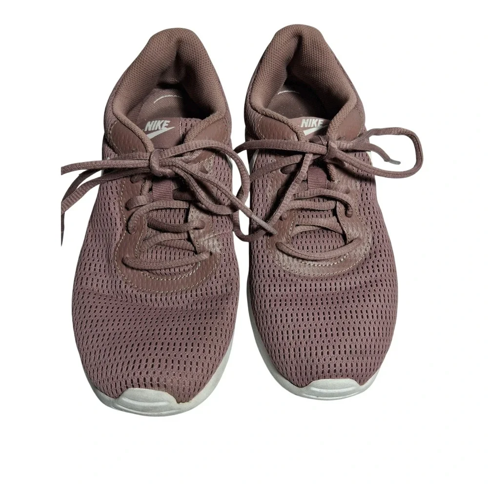 Nike Tanjun Mauve Pink Mesh Running Shoes Womens 7.5 812655-203